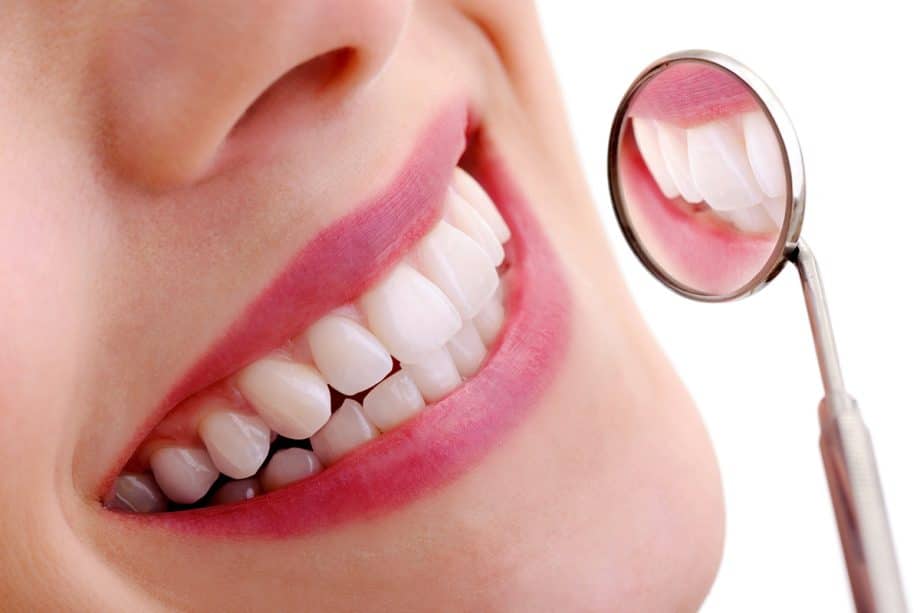 What is a Smile Makeover and What Are the Benefits?